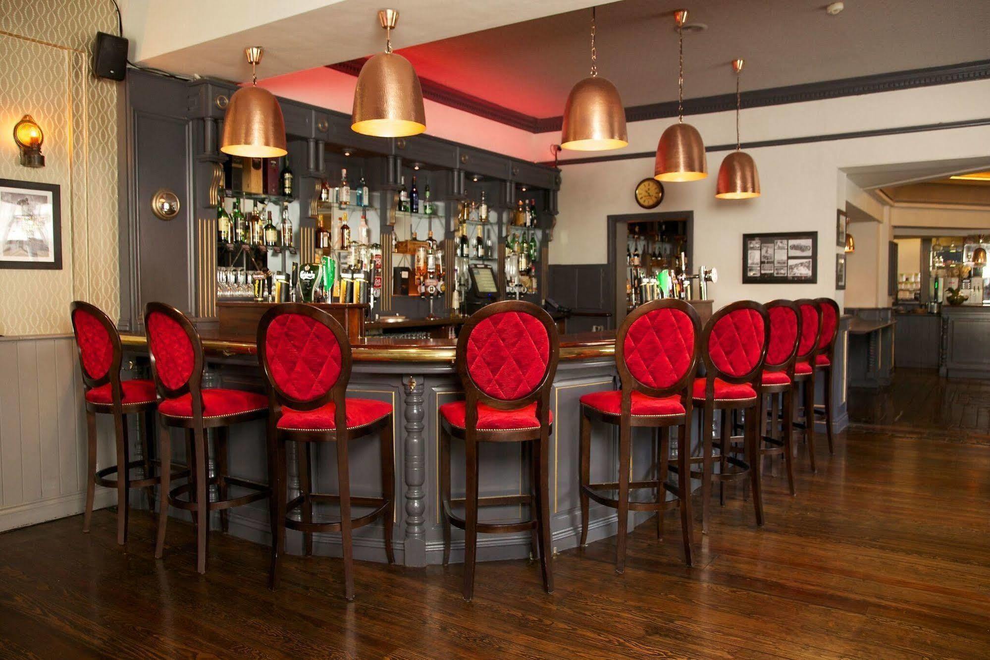 Anner Hotel Thurles Exterior photo